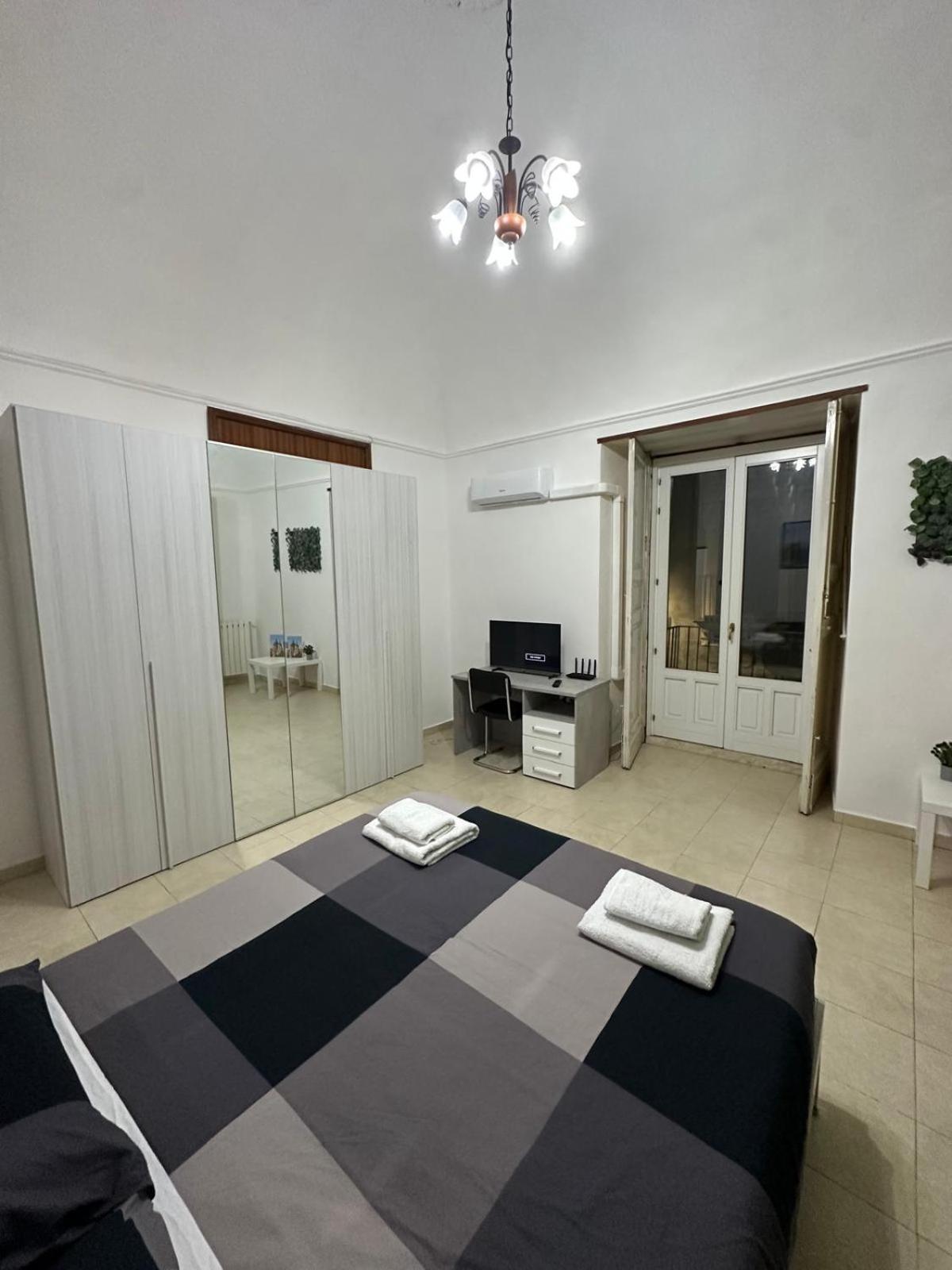 Agata House Hotel Катания Екстериор снимка